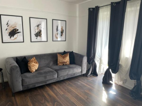 Lovely 2Bedroom 4mins from Wimbledon station